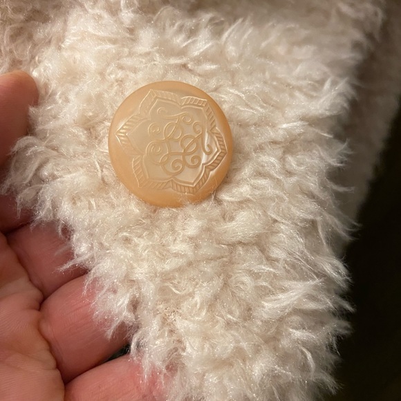 Woman’s Large Super soft teddy bear coat - Picture 3 of 6